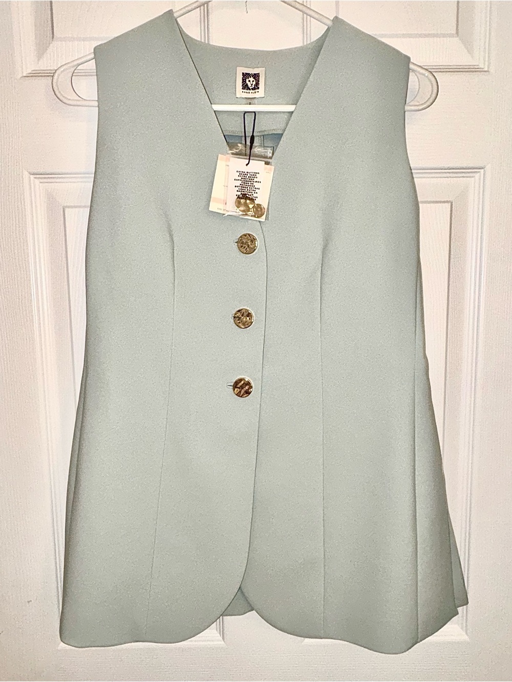 Sleeveless Vest - Soft Aloe
